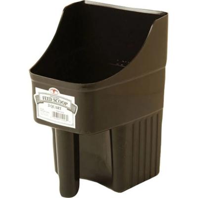 Plastic Enclosed Feed Scoop 3 qt. Black