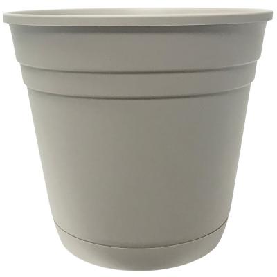 Southern Patio Planter 14 1/2 in. H 17 1/2 in. W 17 1/2 in. D Round Plastic Oxford Tan