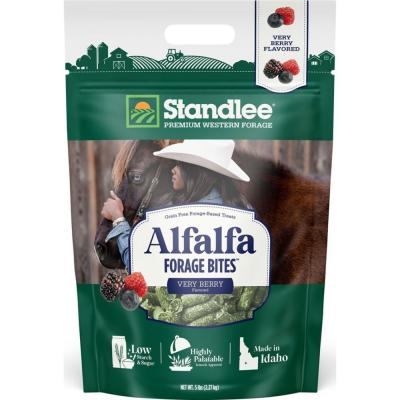 Standlee Alfalfa Forage Bites Very Berry 5 lb.